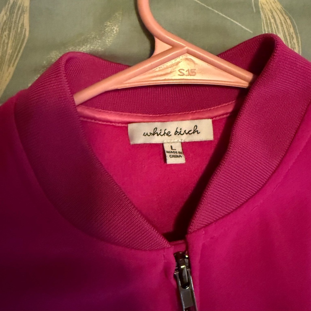 White Birch Vibrant Pink Zip-Up Blouse - Picture 5 of 6